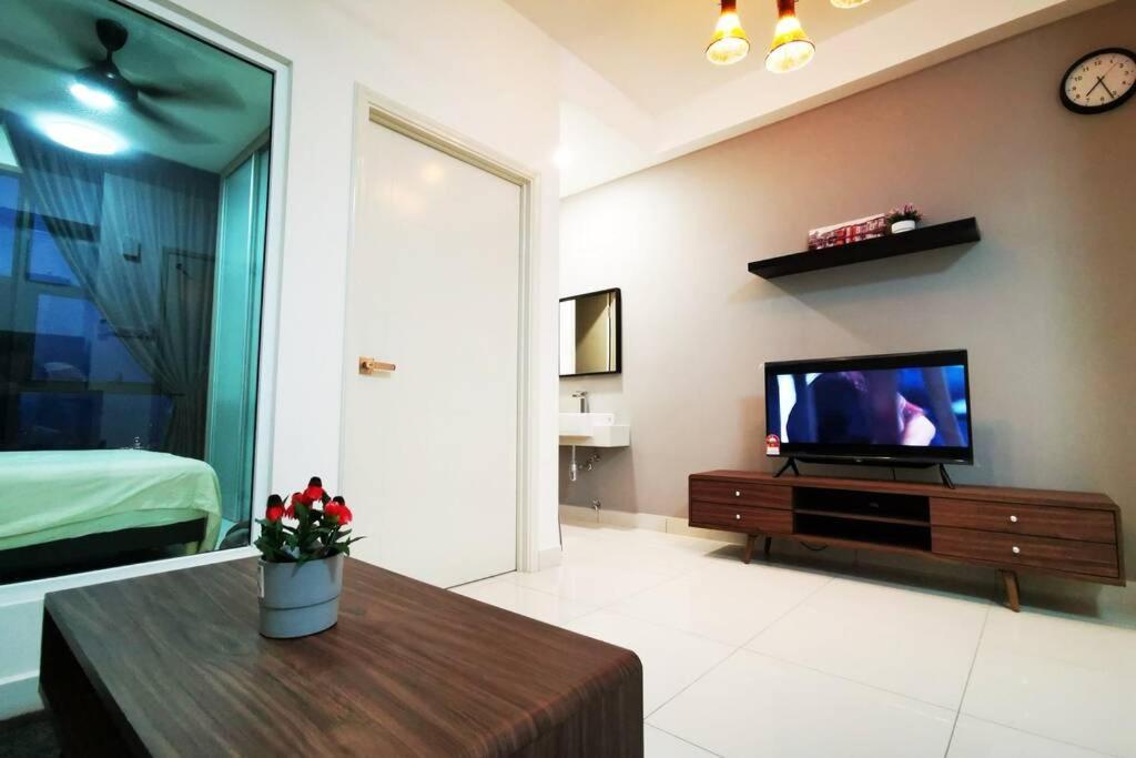 Happyhome @ Arte Mont Kiara Kuala Lumpur Hartamas Damansara Exterior foto